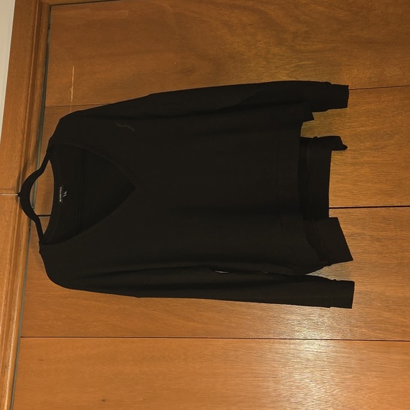 Beyond Yoga Sweaters - Beyond Yoga - size Large - Black lightweight v-neck sweater
